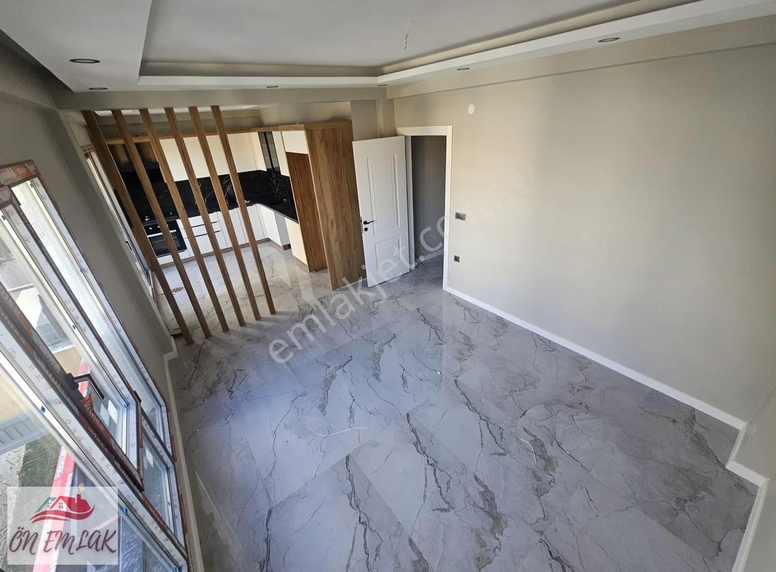 Ön Emlak'tan Burhaniye Merkeze Yakın Satılık Sıfır 2+1 Daire! - Görsel 10