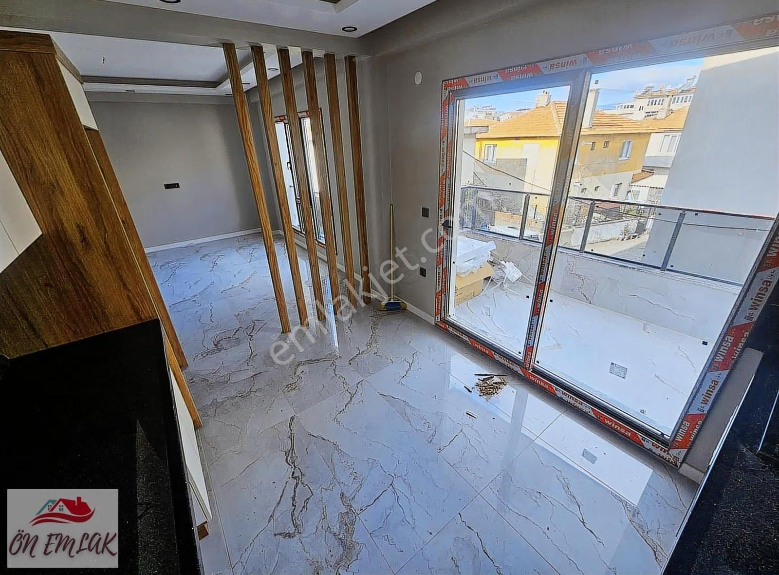 Ön Emlak'tan Burhaniye Merkeze Yakın Satılık Sıfır 2+1 Daire! - Görsel 2