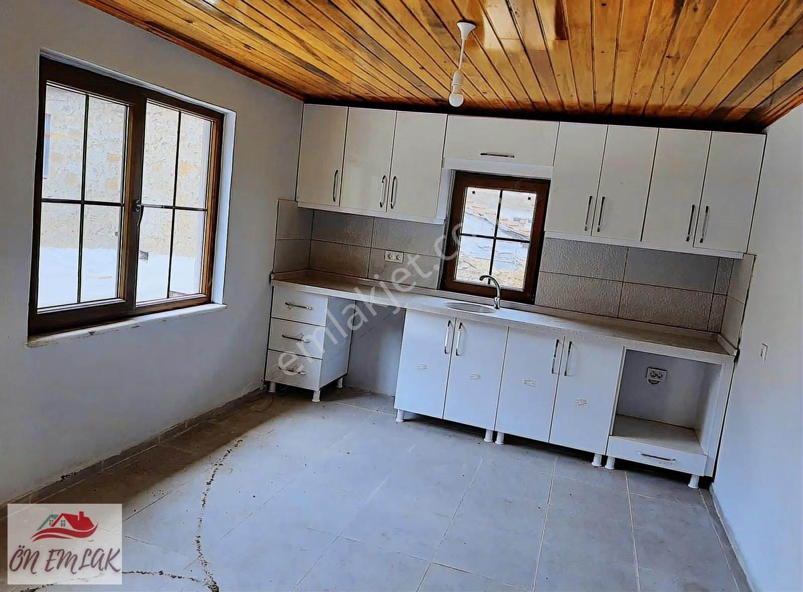 Ön Emlak'tan Burhaniye Pelitköy Merkezde Satılık 2+1 Köyevi! - Görsel 14