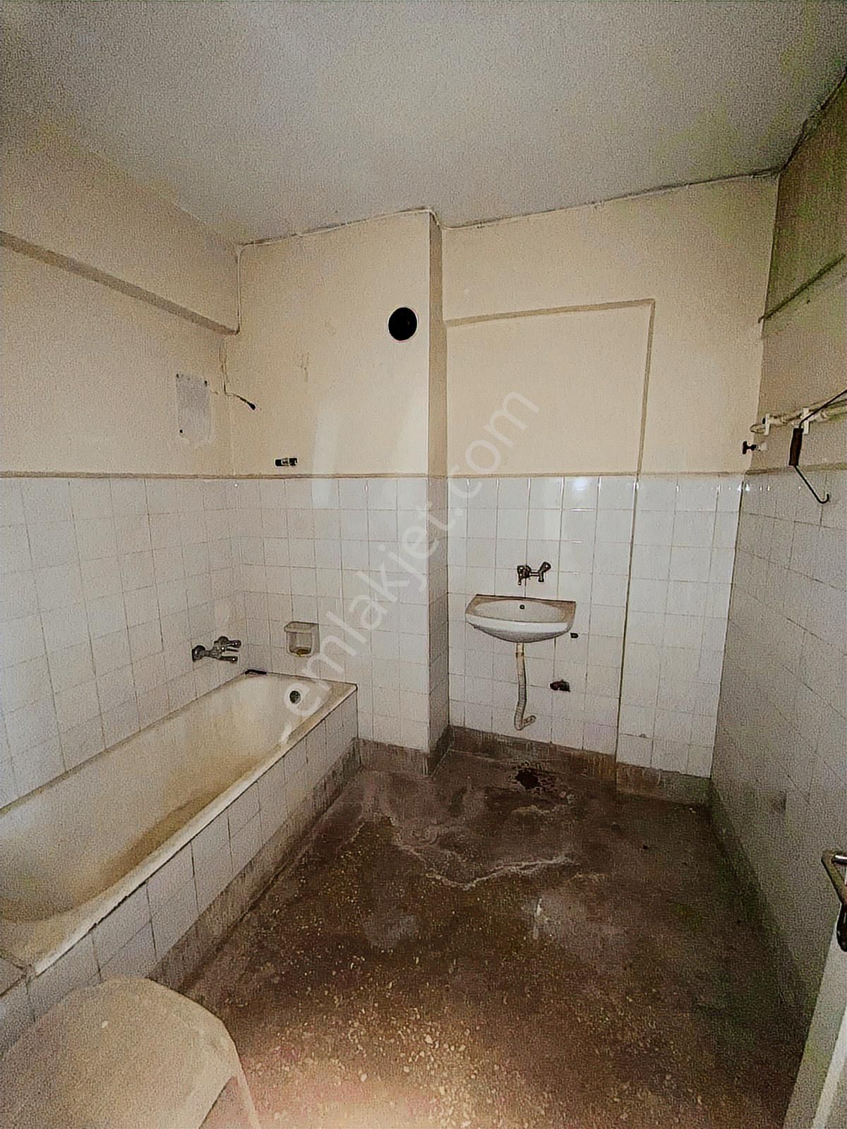 Fiber Emlaktan Kethüda Mah Satılık 3+1 Daire - Görsel 4