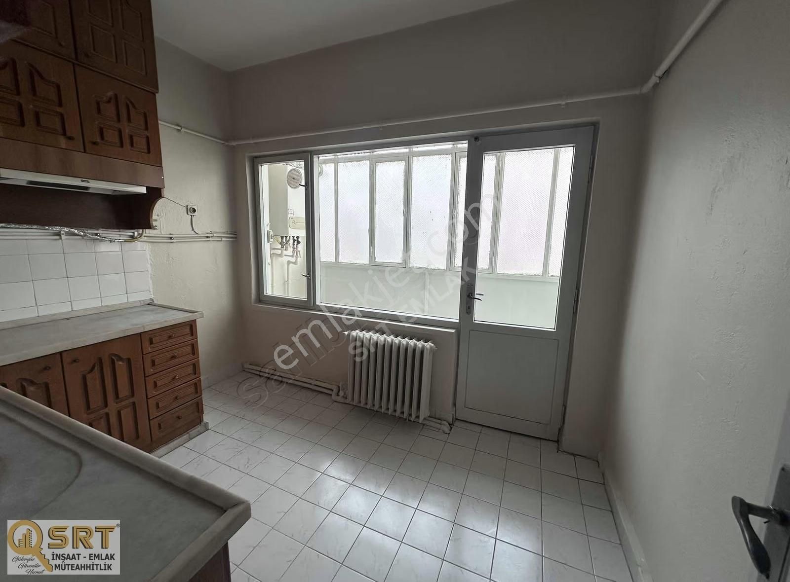 Numune Hastanesi Yanı Bakımlı 3+1 Kiralık Daire - Görsel 25