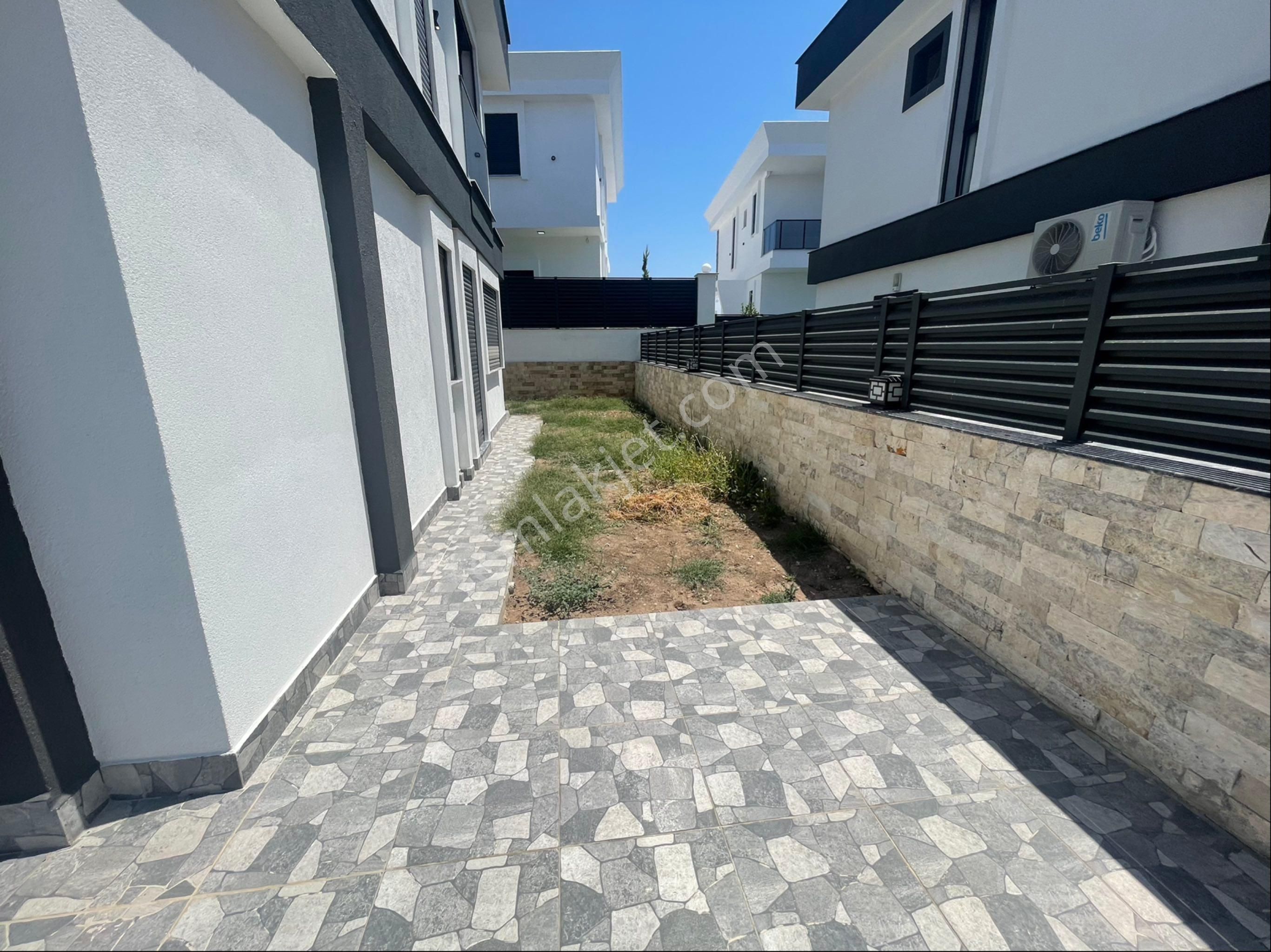 Altınkum’da Satılık Lüks Villa - Görsel 19