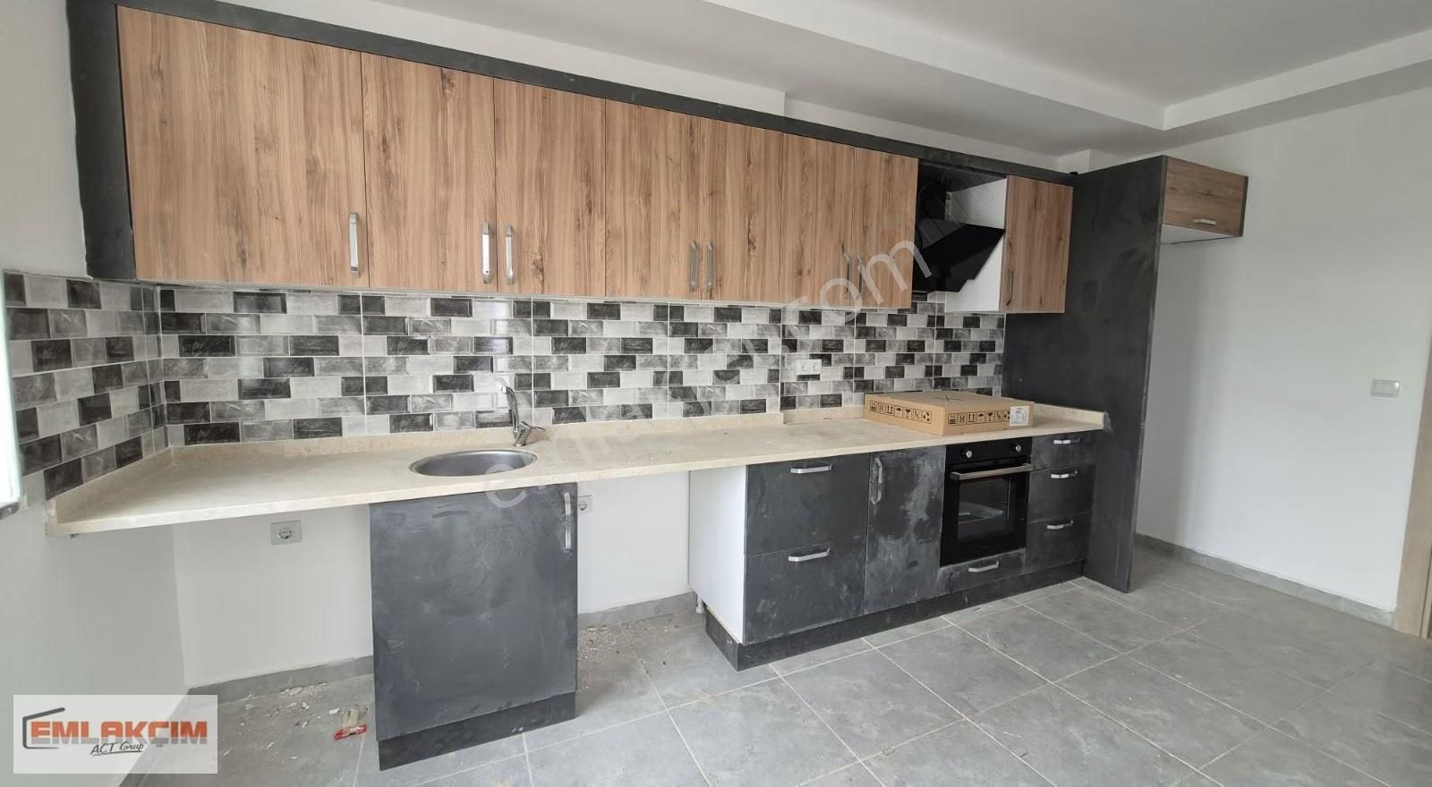 Şehir Hastanesi Yanı Site De 2+1 Arakat Satılık - Görsel 13