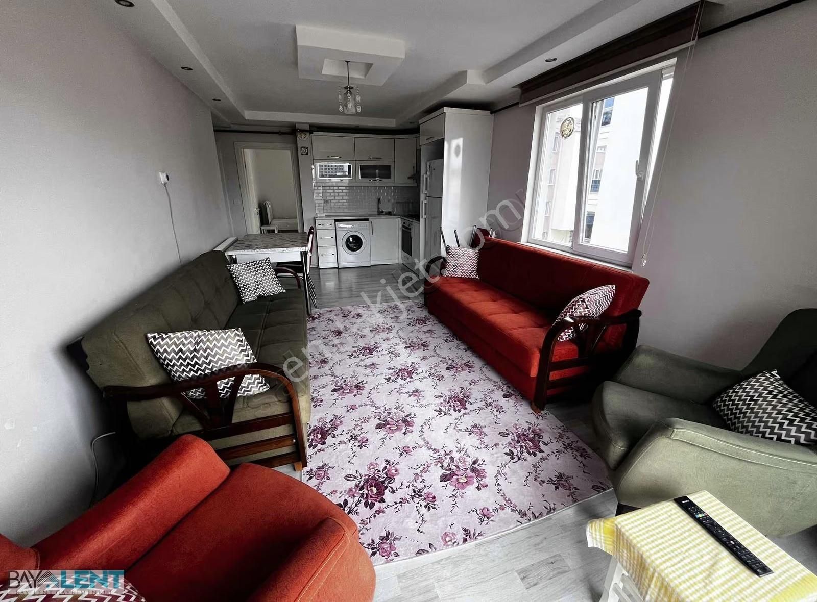 Abonelikleri Açık Ana Yol Üzeri Eşyalı 1+1 Daire