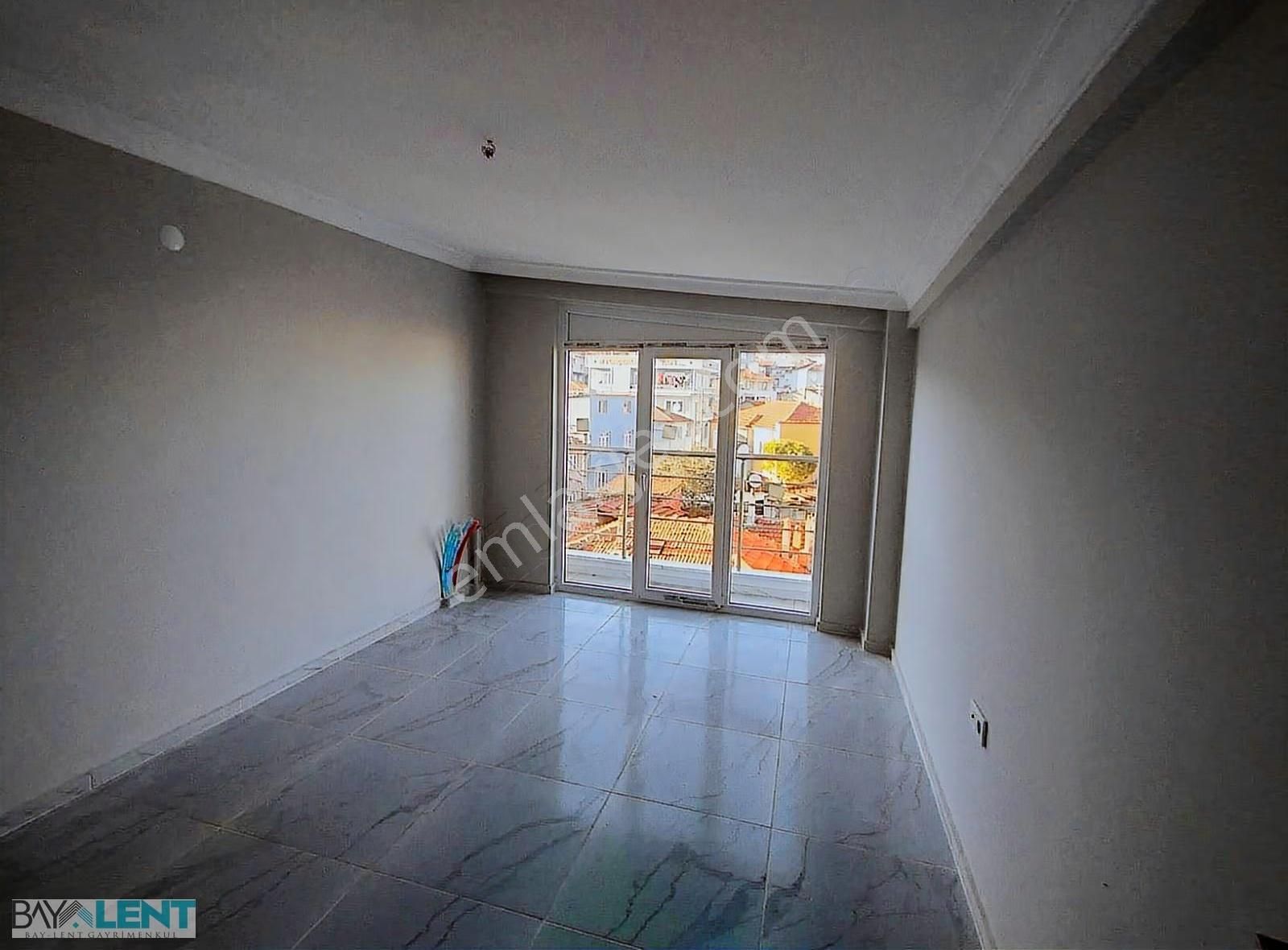 2. Sakarya Kayabey Mahallesi Sınırında 2+2 Satılık Dubleks Daire - Görsel 5