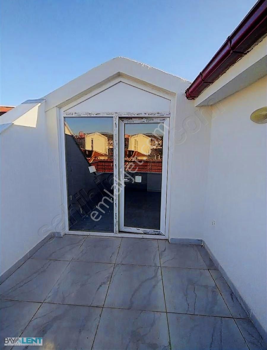 2. Sakarya Kayabey Mahallesi Sınırında 2+2 Satılık Dubleks Daire - Görsel 18