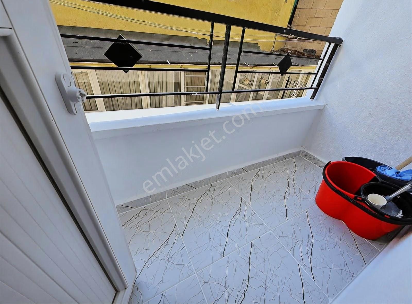 Süvari Mah.de İçi Yapılı Masrafsız Boş 2+1 Satılık Daire - Görsel 6