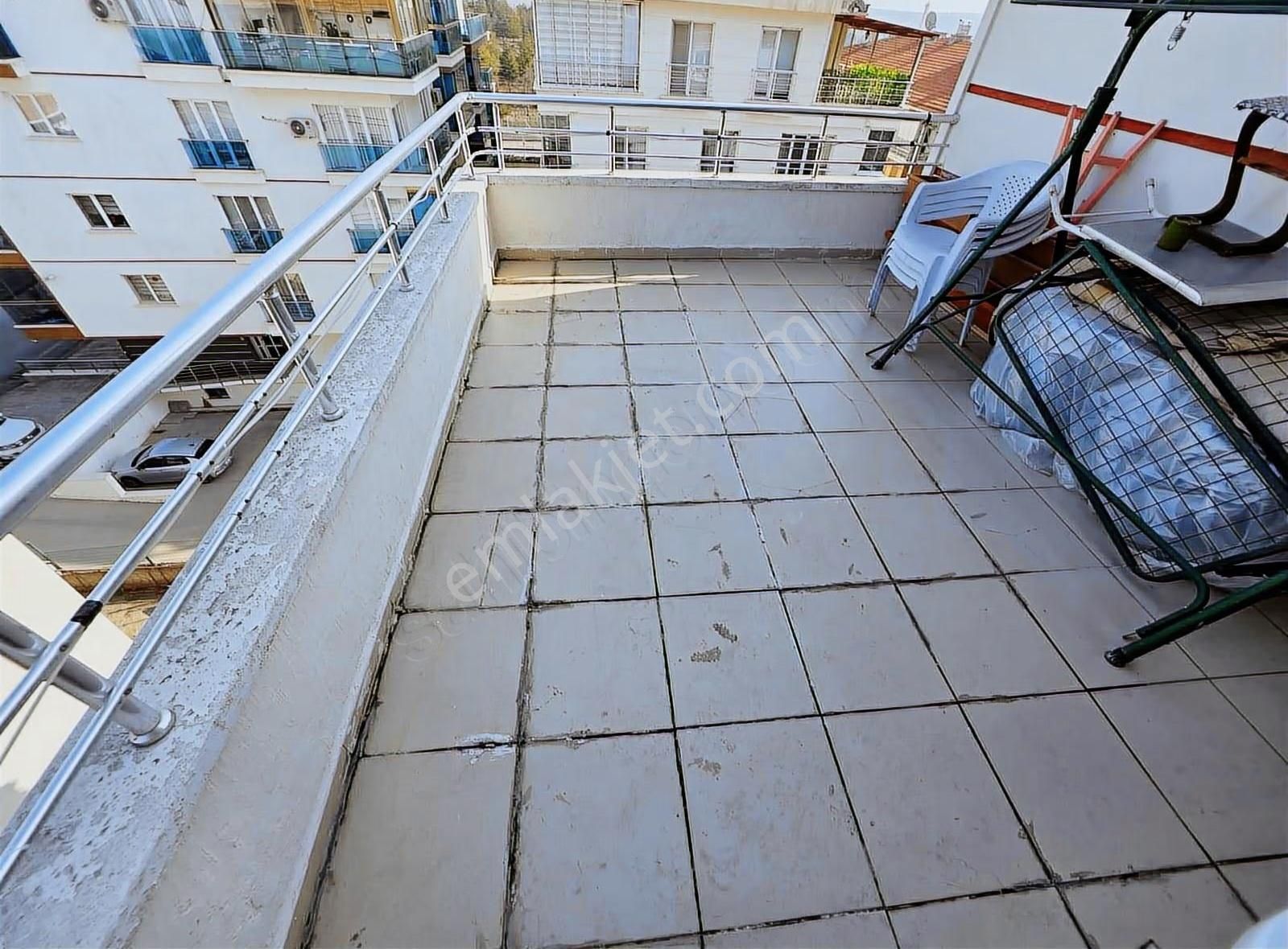 Bağlıca Yolu Dibi Geniş M2 5+1 Çift Teraslı Satılık - Görsel 9