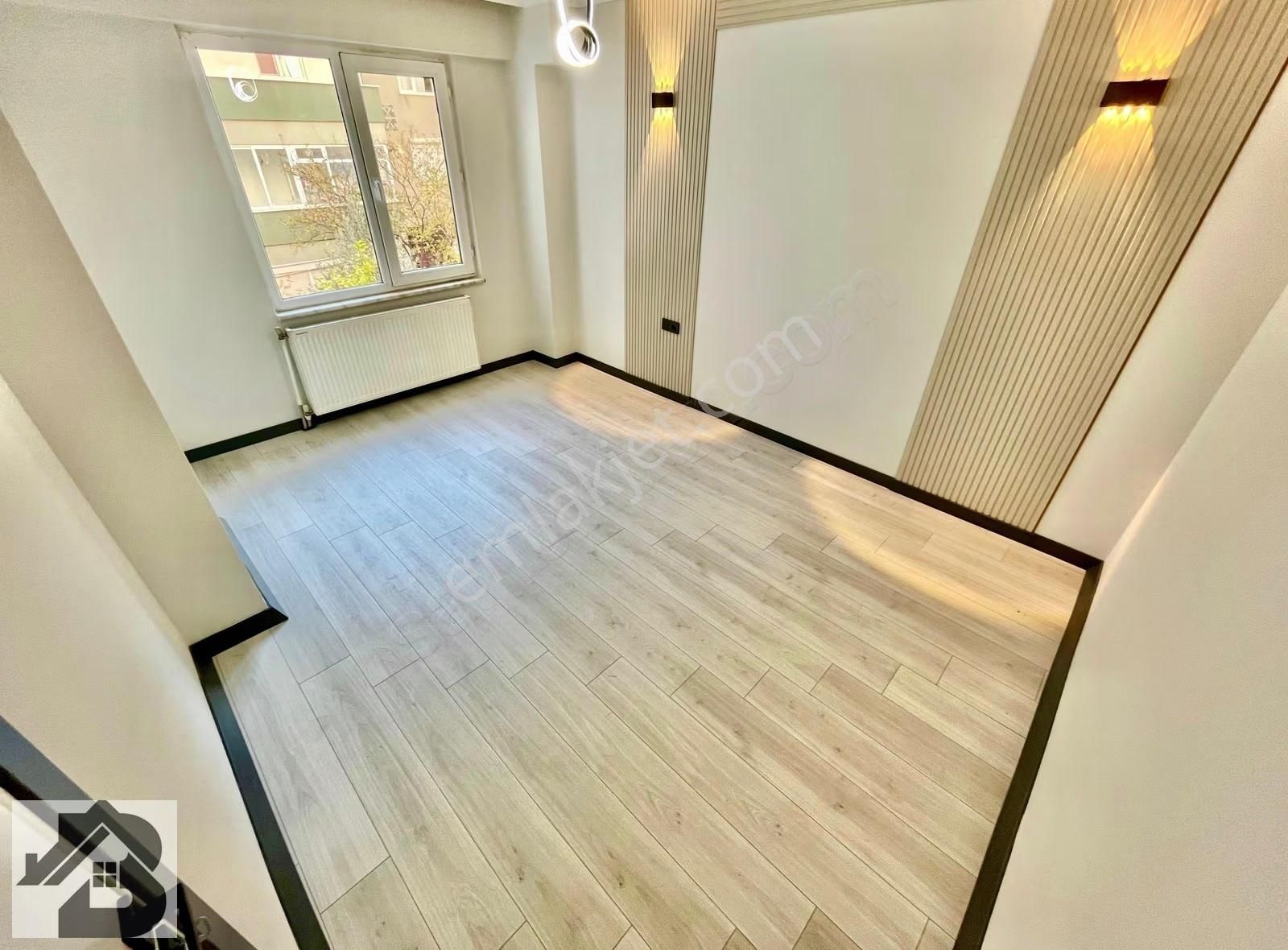 ⫸akçay Best Emlaktan⫷akçay Merkezde Geniş Balkonlu Lüx 2+1 Daire - Görsel 8