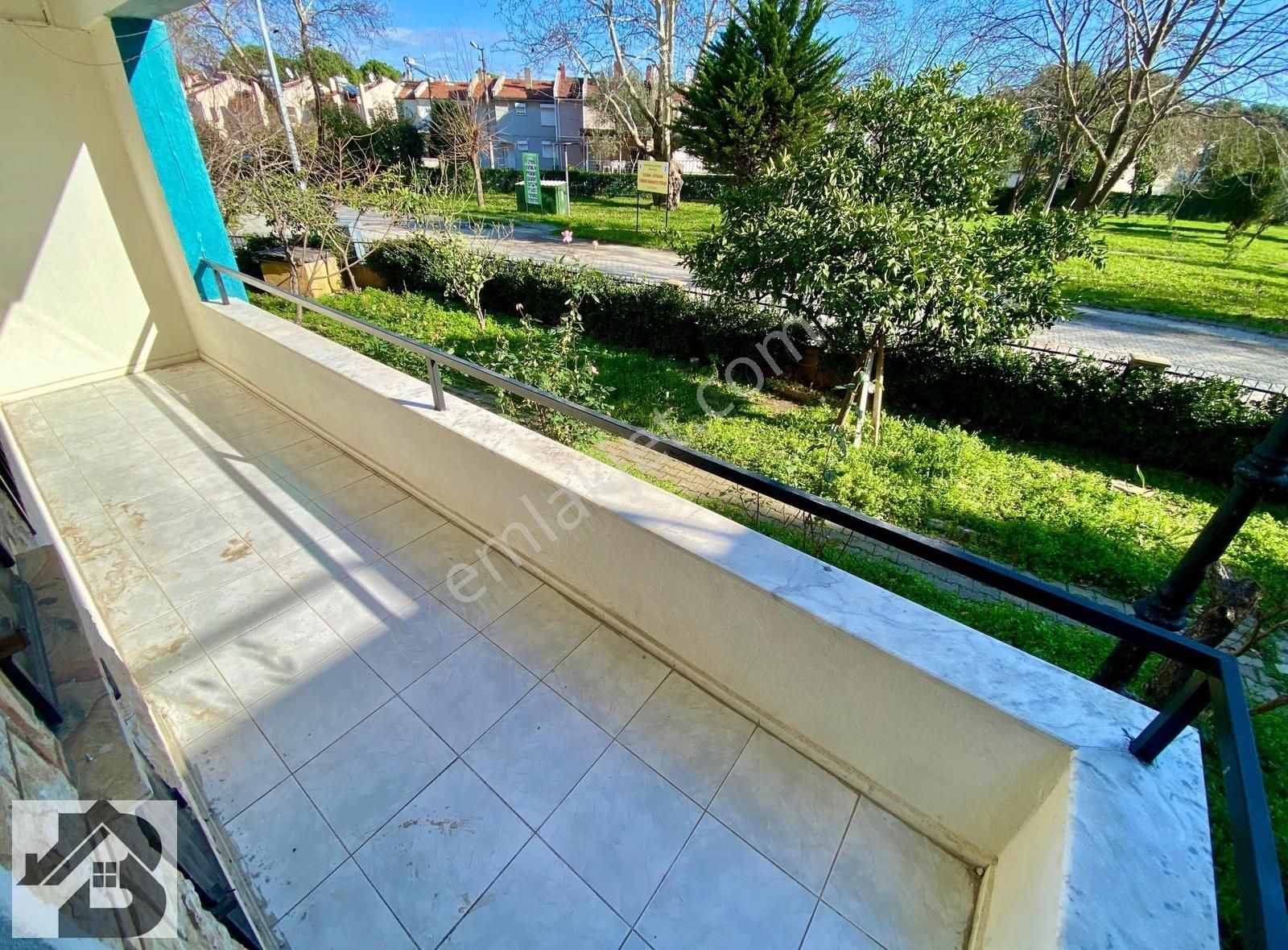 ⫸akçay Best Emlaktan⫷doktorlar Sitesi Mevkiinde Denize 300. 2+1 - Görsel 3