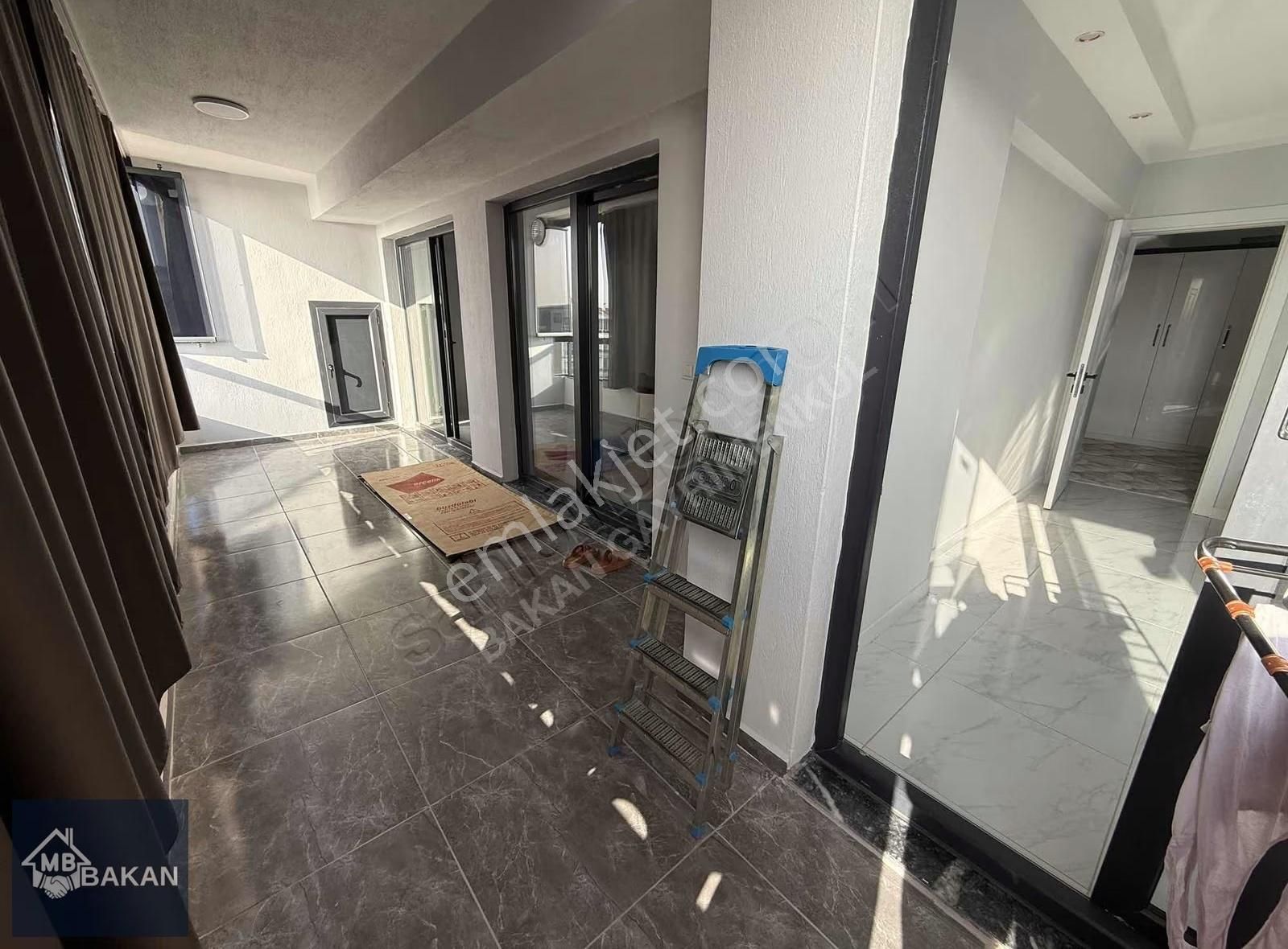 Gold Cıty Full Eşyalı Daire 2+1 Güvenlikli Site - Görsel 13