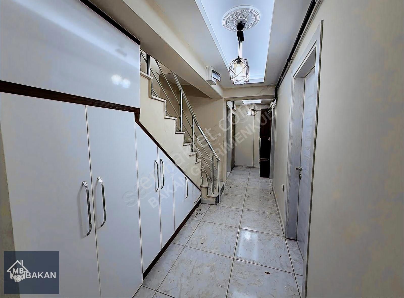 Tepeköy Merkezde Bankalar Sokağında Kiralık Dubleks 250m2