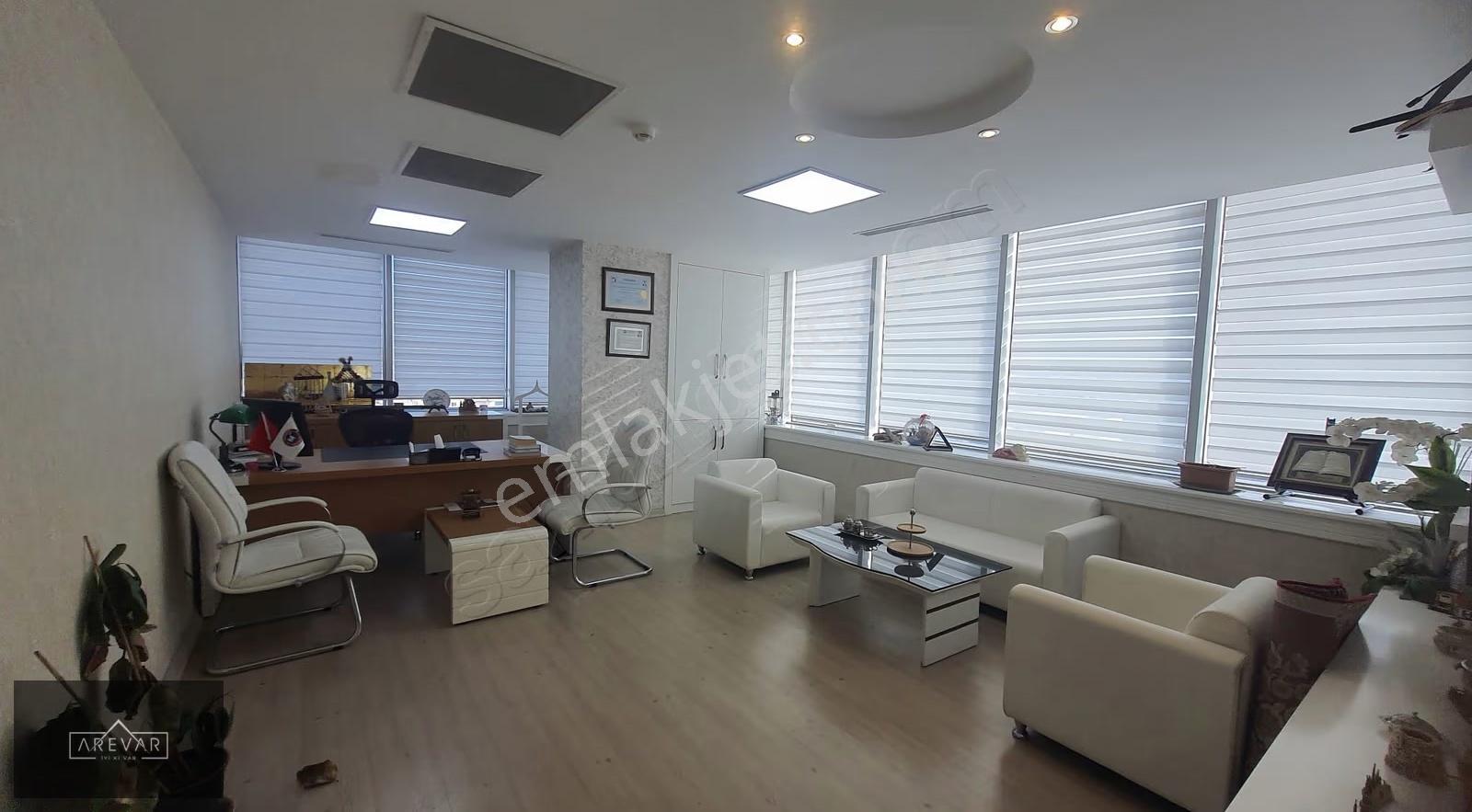 Arevar'dan Uğur Plaza Da Satılık Ofis - Görsel 24