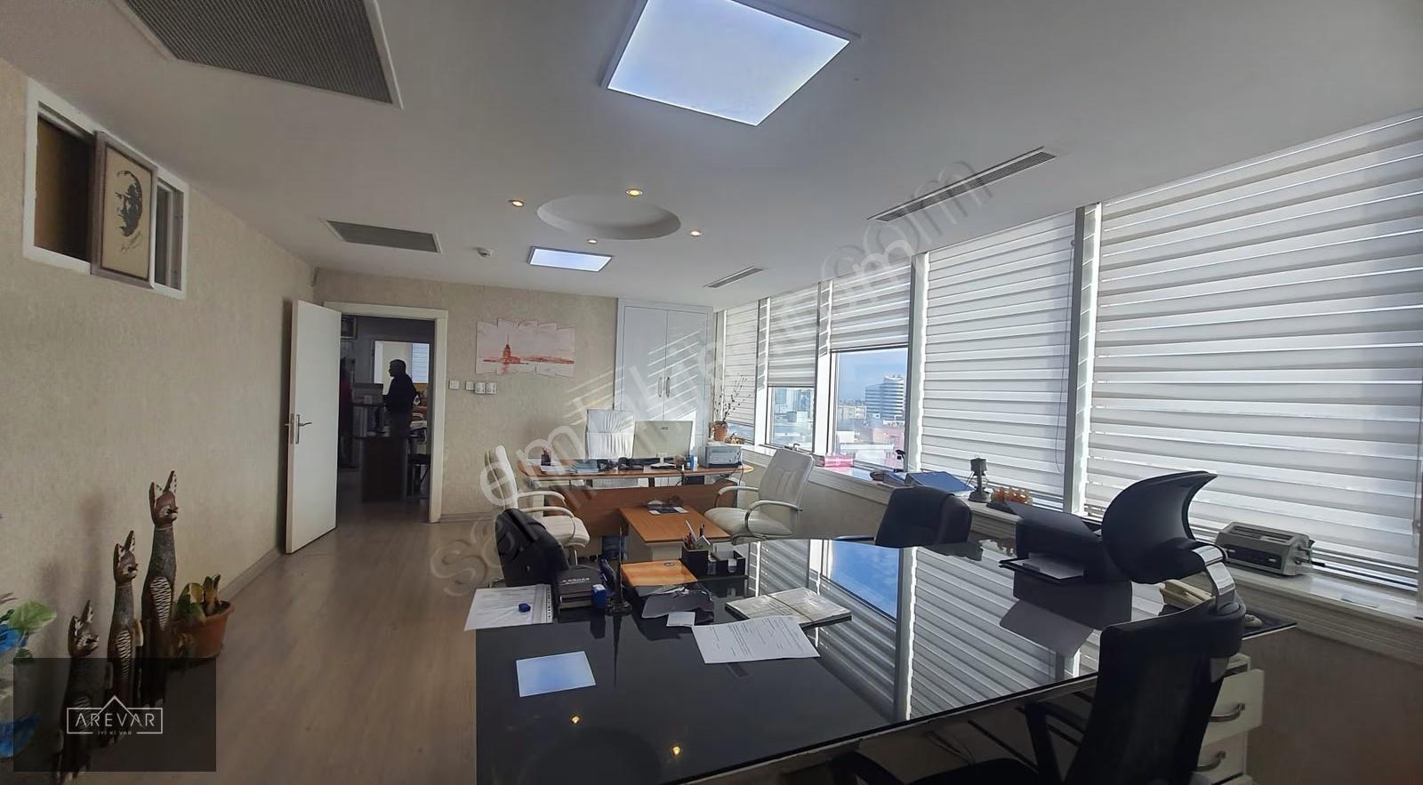 Arevar'dan Uğur Plaza Da Satılık Ofis - Görsel 21