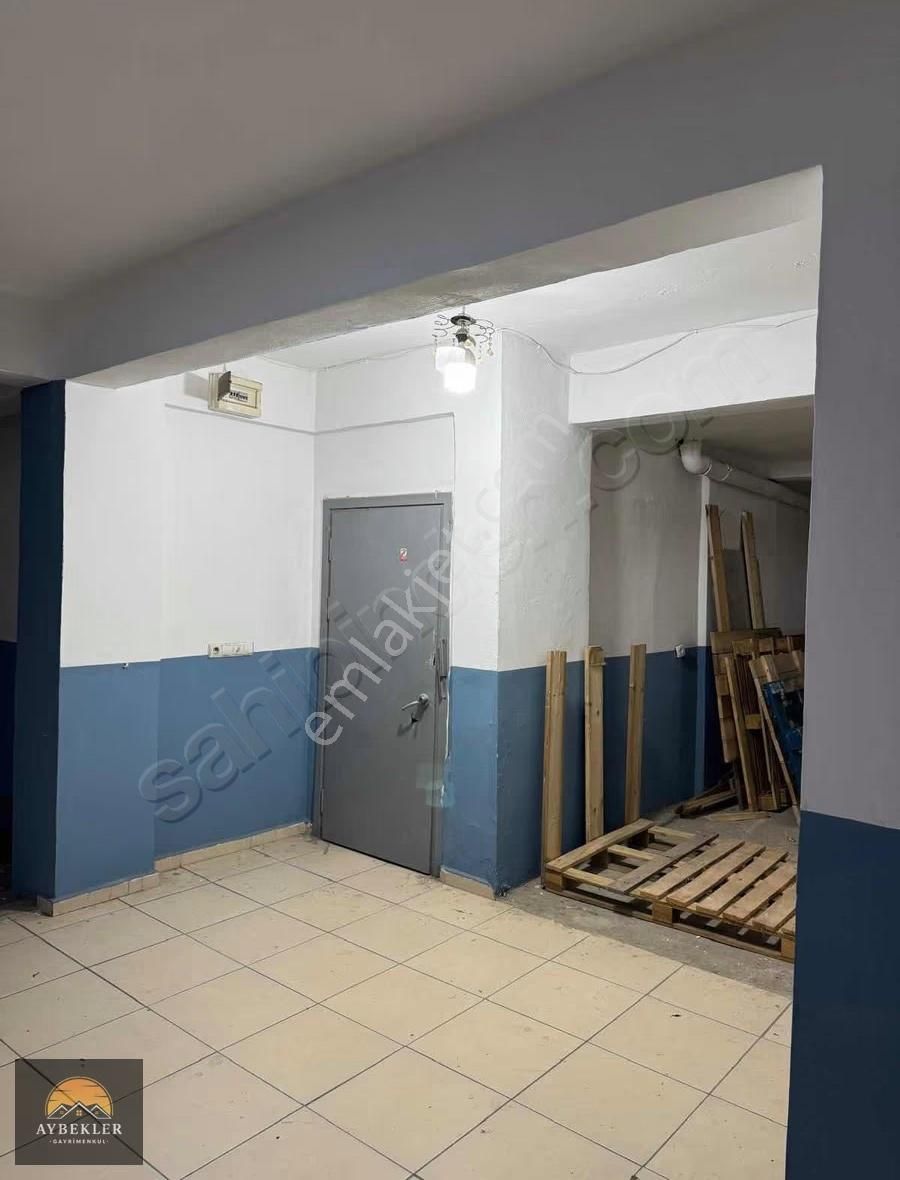 Sefaköy Tevfikbey'de 500m2 Kiralık Dükkan-işyeri - Görsel 28