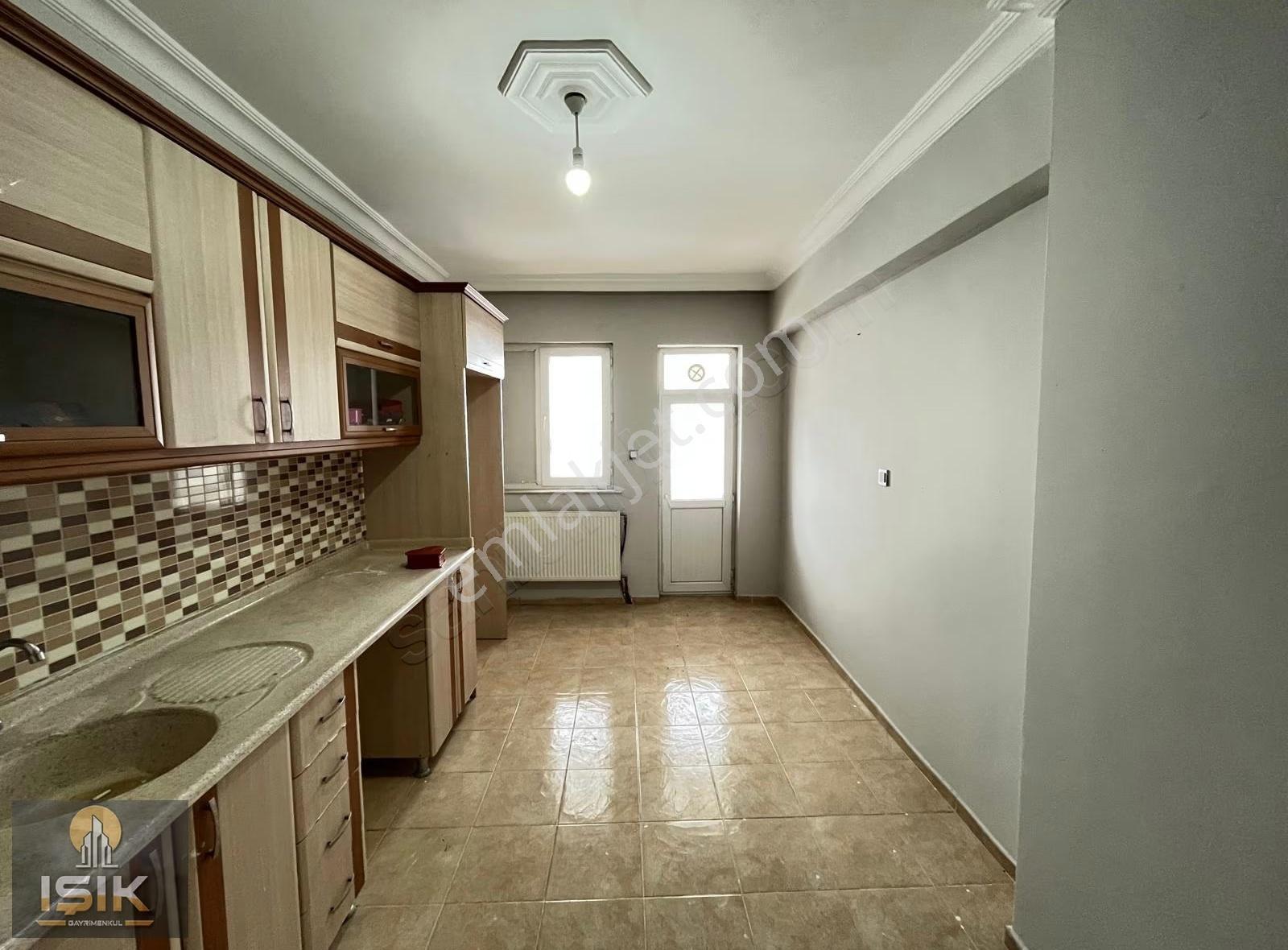 Işık Gayrimenkul'den Telsizler'de 3+1 Satılık Daire - Görsel 2