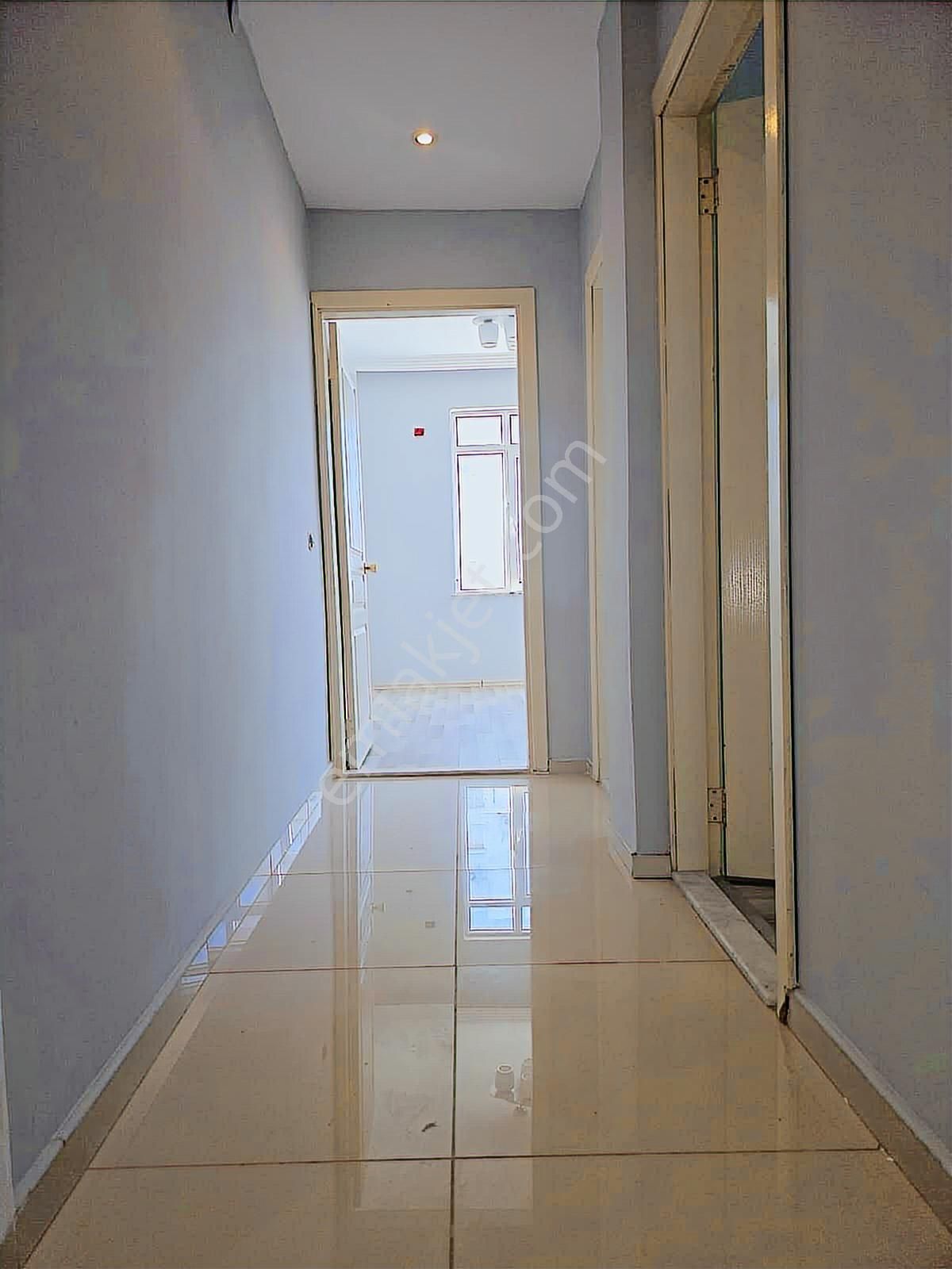 Sedir Mahallesi Zambak Caddesi'nde Asansörlü 3+1 Satılık Daire - Görsel 24