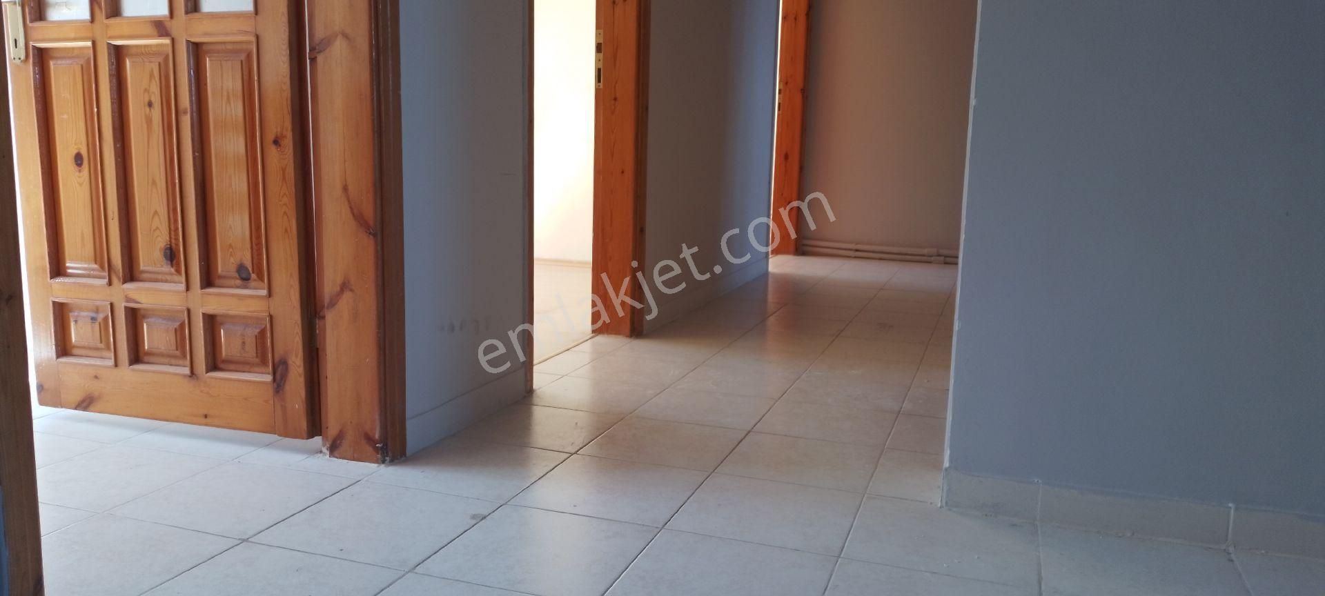 Trabzon Pelitlide Full Deniz Manzaralı Kiralık 3+1 Daire - Görsel 18