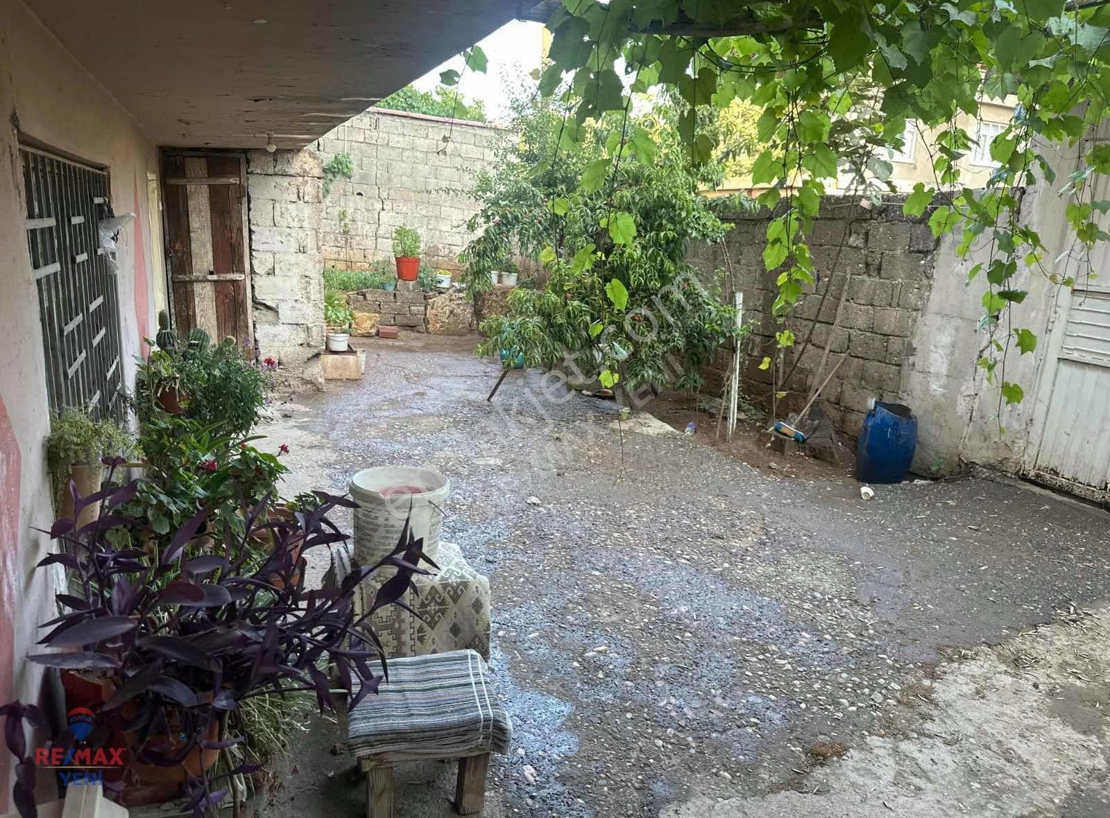 Namık Kemal Mahallesinde Satlık 2 Katlı Müstakil Ev - Görsel 23