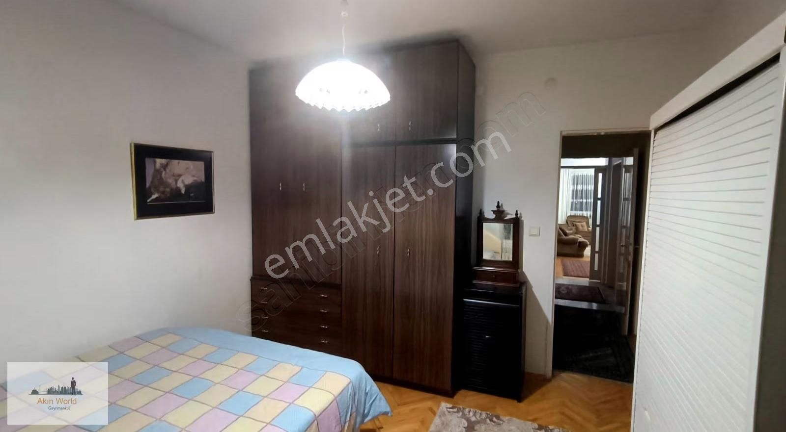 Çankaya Sitesinde 2+1 Eşyalı Ara Katta Daire - Görsel 15