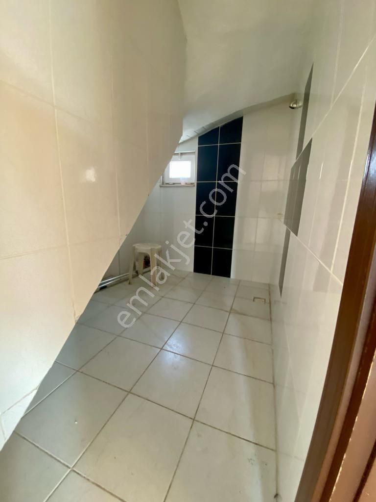 Ahatlı'da 50 Metre Teraslı 3+1 Eşyasız Kiralık Dubleks Daire - Görsel 16