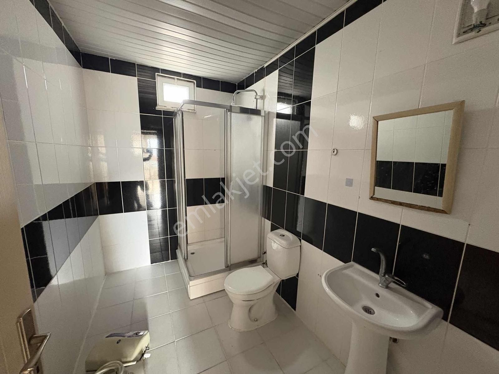 Ahatlı'da 50 Metre Teraslı 3+1 Eşyasız Kiralık Dubleks Daire - Görsel 24