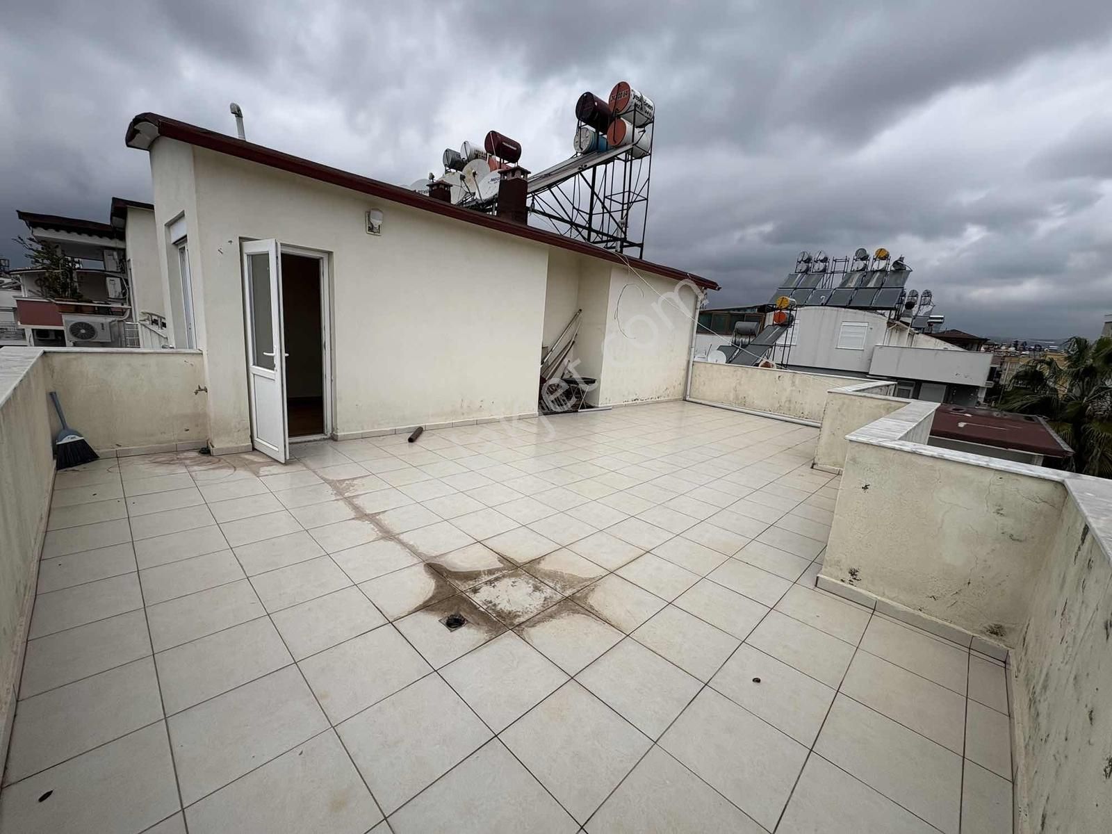 Ahatlı'da 50 Metre Teraslı 3+1 Eşyasız Kiralık Dubleks Daire - Görsel 26