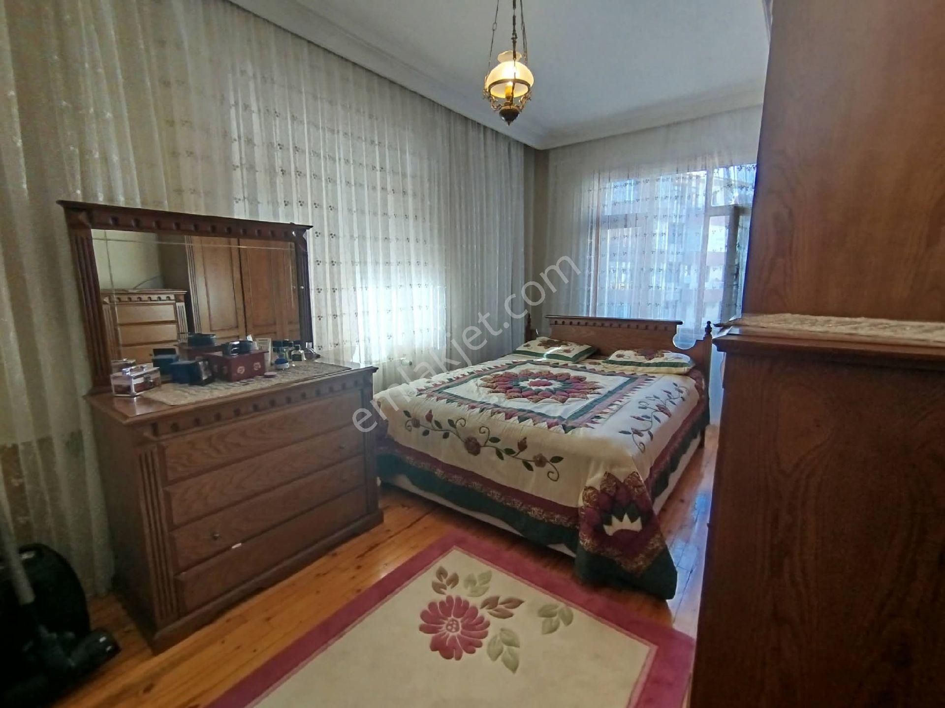 Fadim Cam Gayrimenkul Den Fatih Işıklar Mh. Satılık Arakat Daire - Görsel 7