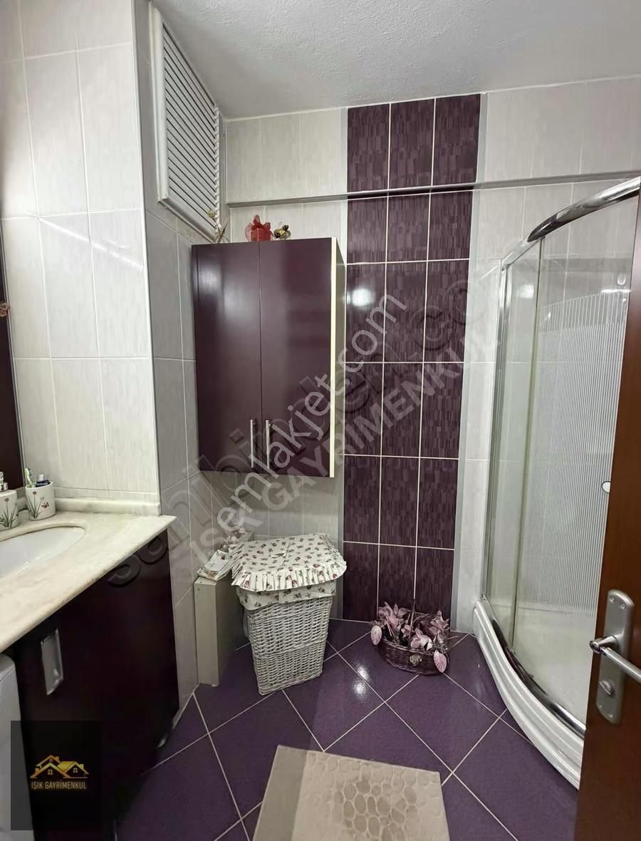 Işık Gayrimenkul'den Satılık Köşe Konumlu Büyük 3+1 Daire - Görsel 9