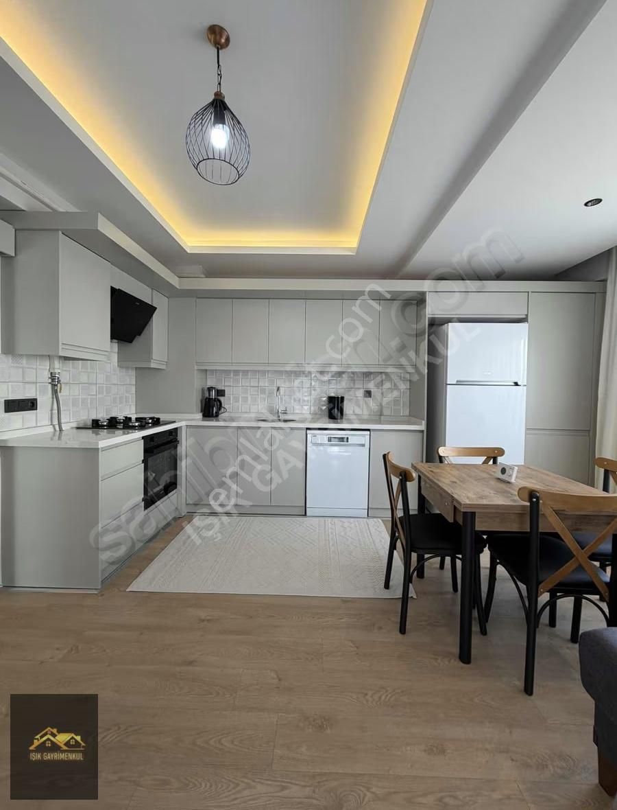 Işık Gayrimenkul'den Eşyalı Kiralık '0' Süper Lux Daire