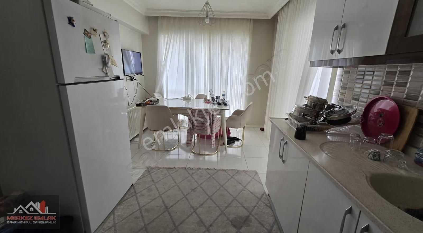 Gülveren'de Merkezi Konumda, 3 Cepheli, 5 Yıllık 3+1 Daire - Görsel 12