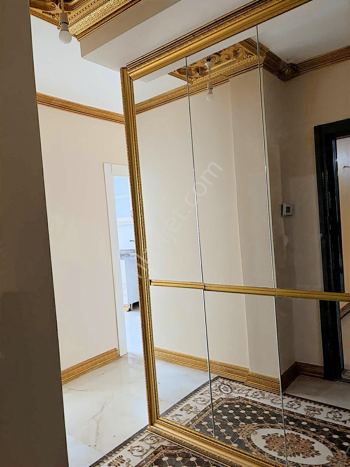 Yeni Mahalle Yorulmaz Sarayları Sitesi Satılık Bahçe Katı - Görsel 2