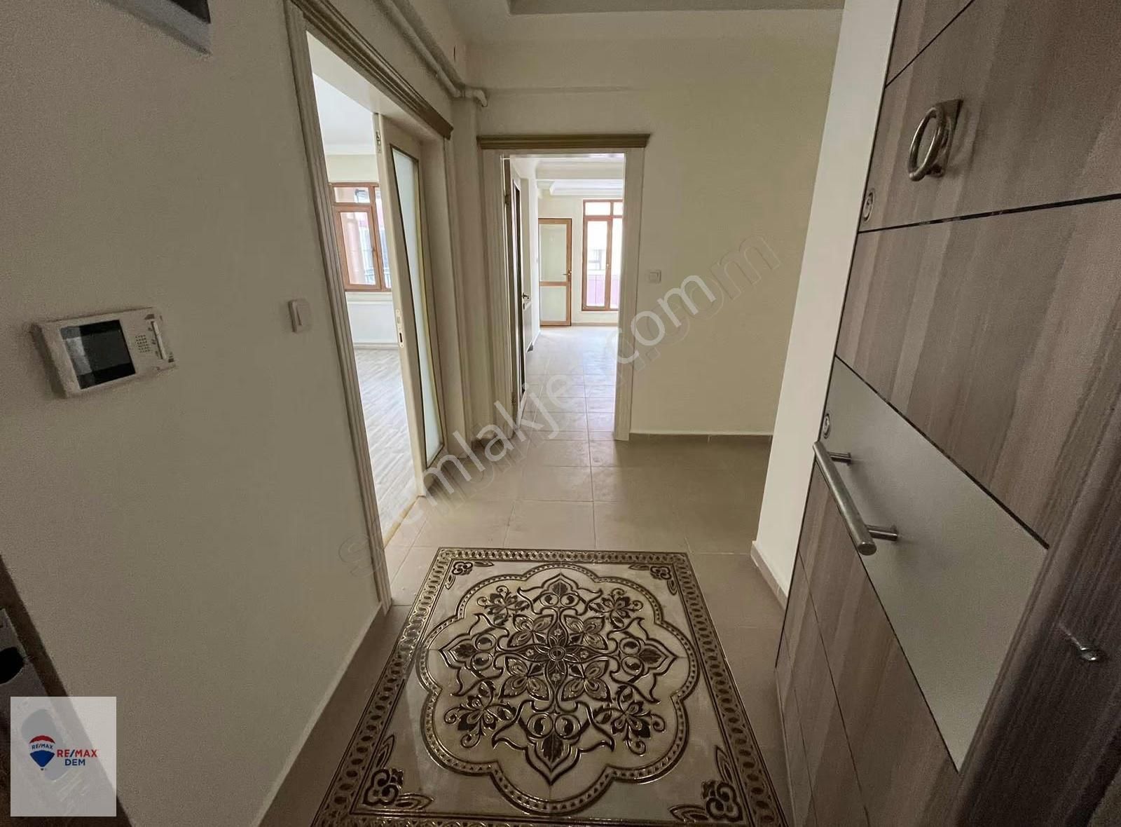 Remax Dem'den Kazım Karabekir Mah Ferah 3+1 Kiralık Daire - Görsel 9