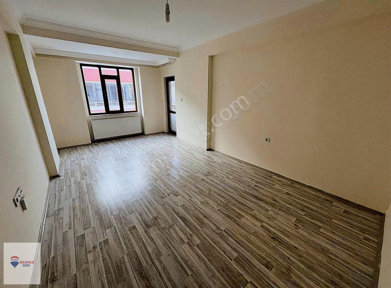 Remax Dem'den Kazım Karabekir Mah Ferah 3+1 Kiralık Daire - Görsel 11
