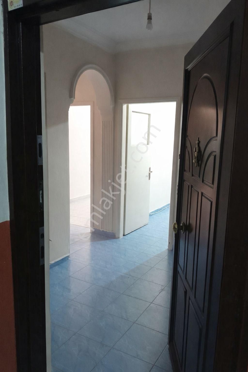 Yıldız Mahallesi 3+1 Kiralık Temiz Daire 140 M² Ayrı Mutfaklı - Görsel 10