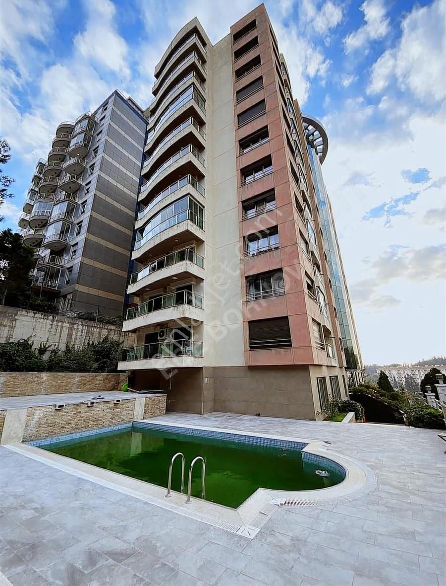 Evka3'de Havuzlu Site İçinde,4+1 Kiralık Depozitosuz Lüks Daire