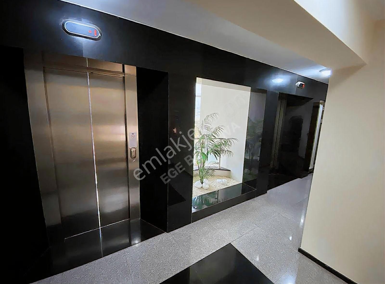 Evka3'de Havuzlu Site İçinde,4+1 Kiralık Depozitosuz Lüks Daire - Görsel 22