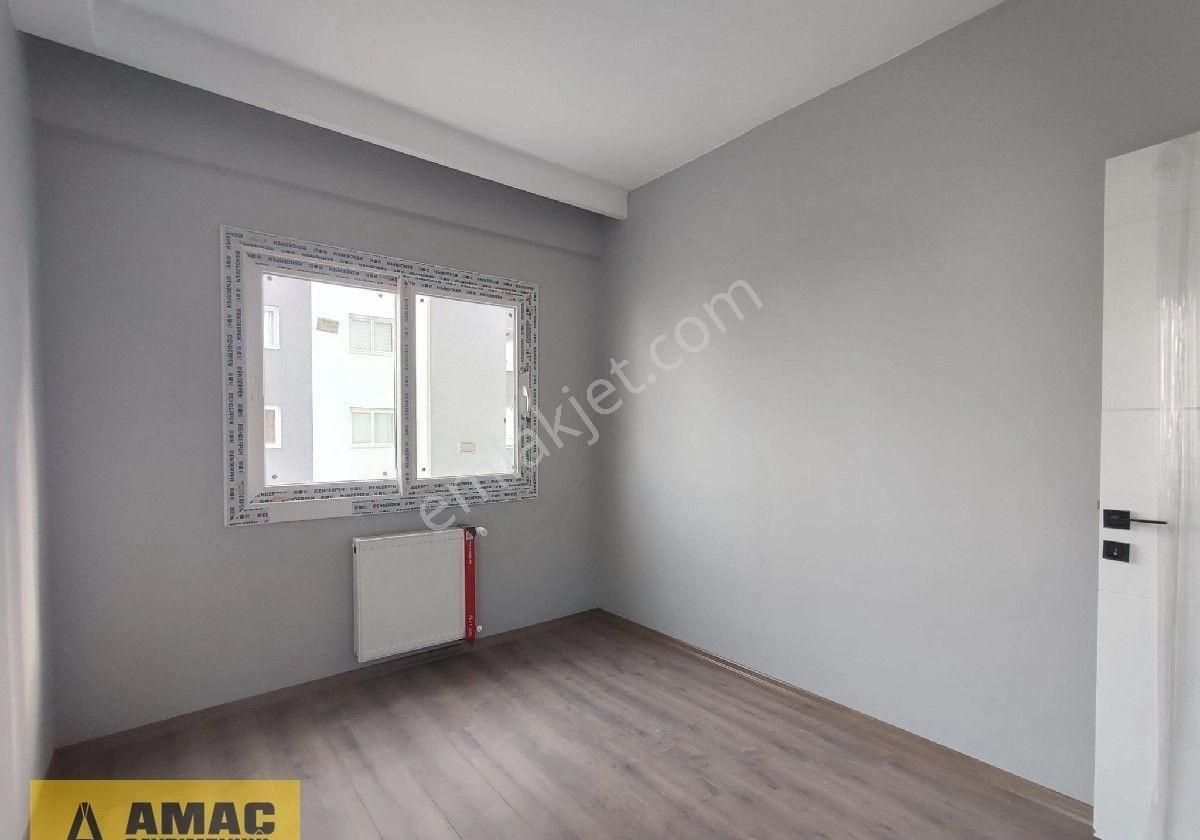 Kıyıboyu Aydınlar'da 7/24 Güvenlikli Havuzlu 4+1 K.mutfak Geniş Satılık Daire - Görsel 3