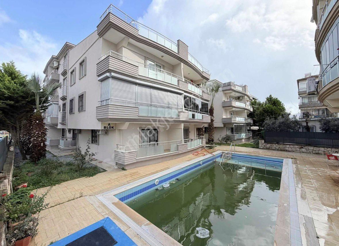 Didim Merkezde Site İçerisinde 3+1 Satılık Ön Cephe Geniş Daire - Görsel 2