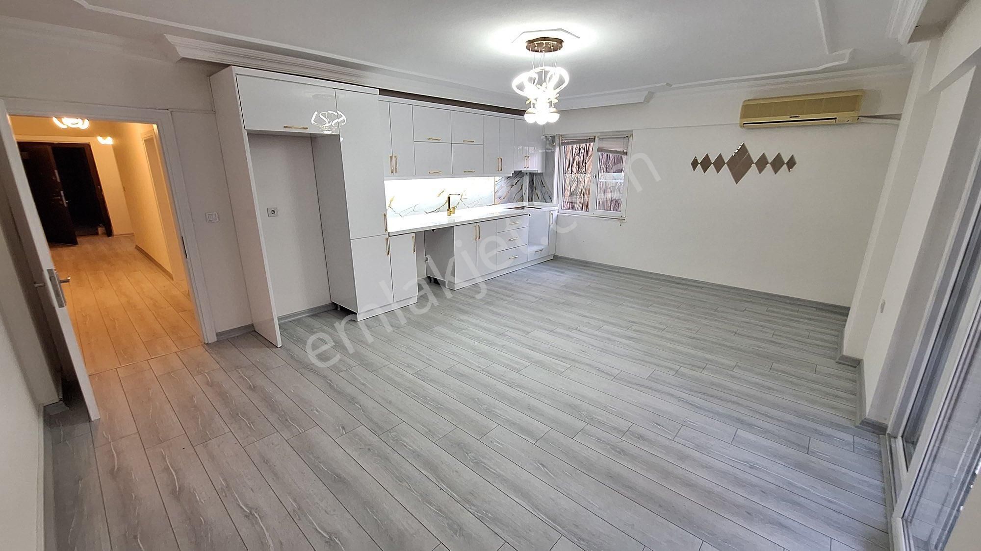 Didim Merkezde Site İçerisinde 3+1 Satılık Ön Cephe Geniş Daire - Görsel 12