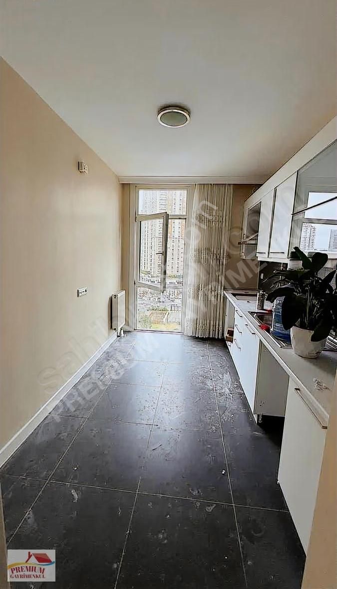 Başakşehir Emlakkonut Balkonlu Kiralık Daire 2+1 - Görsel 10