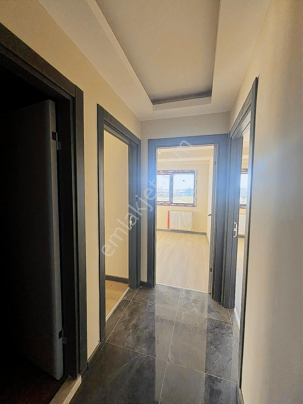 Turyaptan 3+1 Ara Kat Sıfır Ebeveyn Banyolu Daire - Görsel 3
