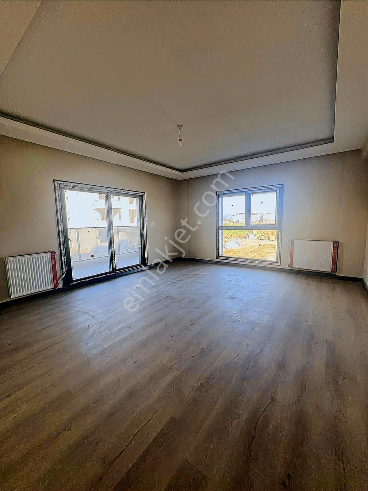 Turyaptan 3+1 Ara Kat Sıfır Ebeveyn Banyolu Daire