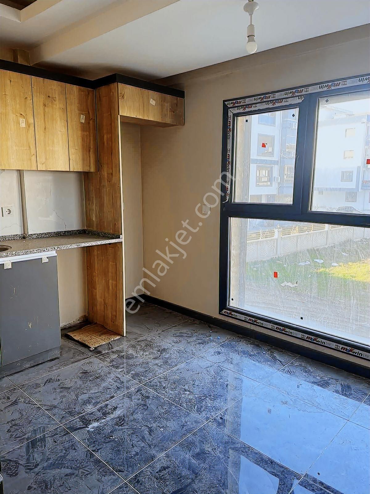 Turyaptan 3+1 Ara Kat Sıfır Ebeveyn Banyolu Daire - Görsel 6