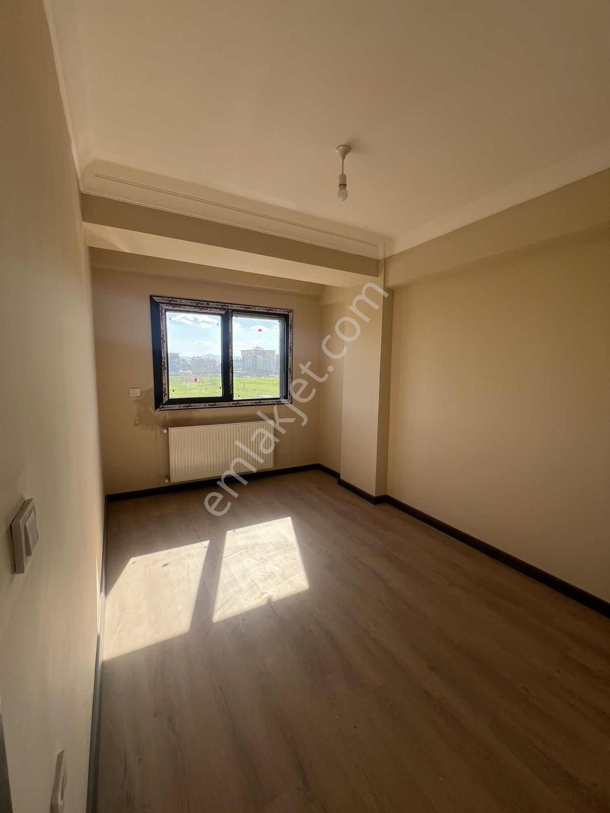 Turyaptan 3+1 Ara Kat Sıfır Ebeveyn Banyolu Daire - Görsel 10