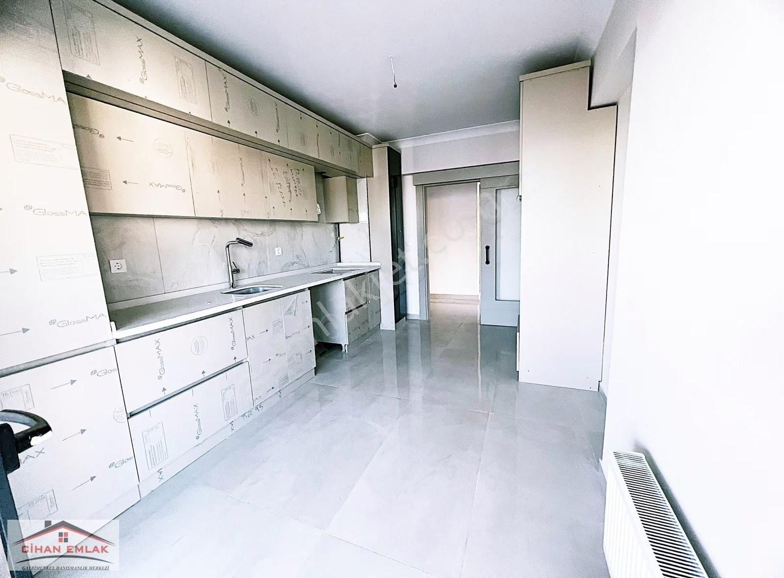 Kayalarda Demirdağ Ve Erolkaya Caddesi Yakını Satlık 3+1 Daire - Görsel 17