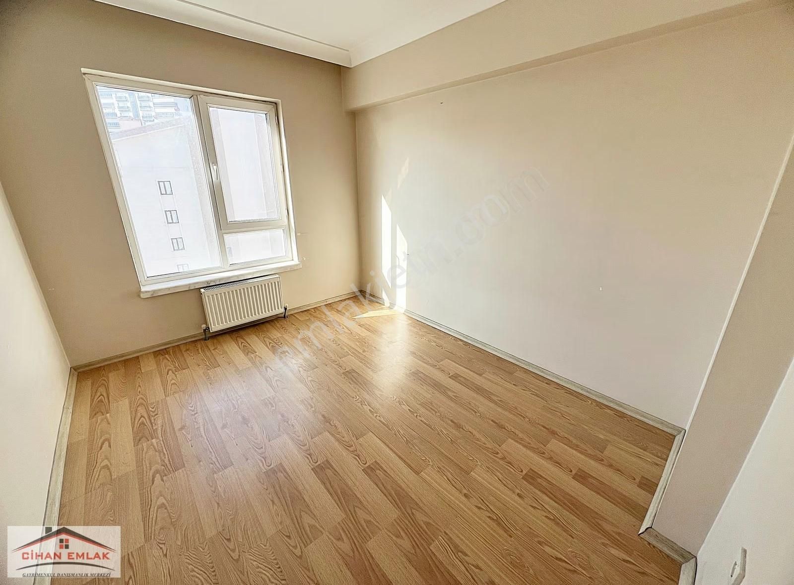 Cihan'dan Pamuklarda Kızılcahamam Cad Yakın Önü Açık Kiralık - Görsel 3