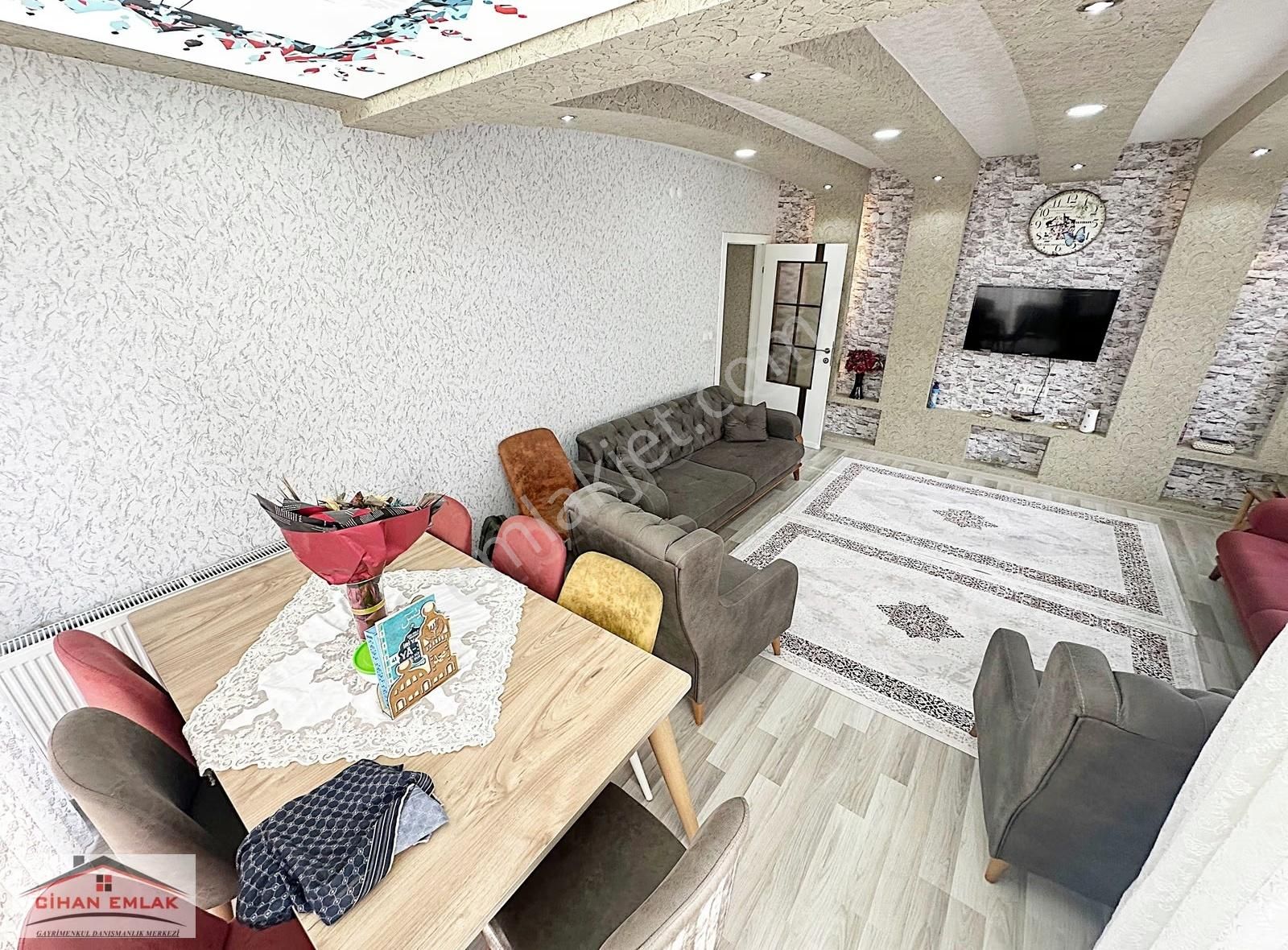 Cihan'dan Karakeçili Cad. Yakın Kapalı Otoparklı Ful Yapılı 3+1 - Görsel 20