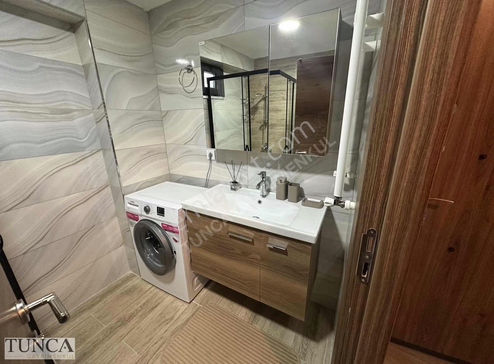 Küçükbakkalköy Merkez Eşyalı Faturalar Dahil 1+1 - Görsel 8