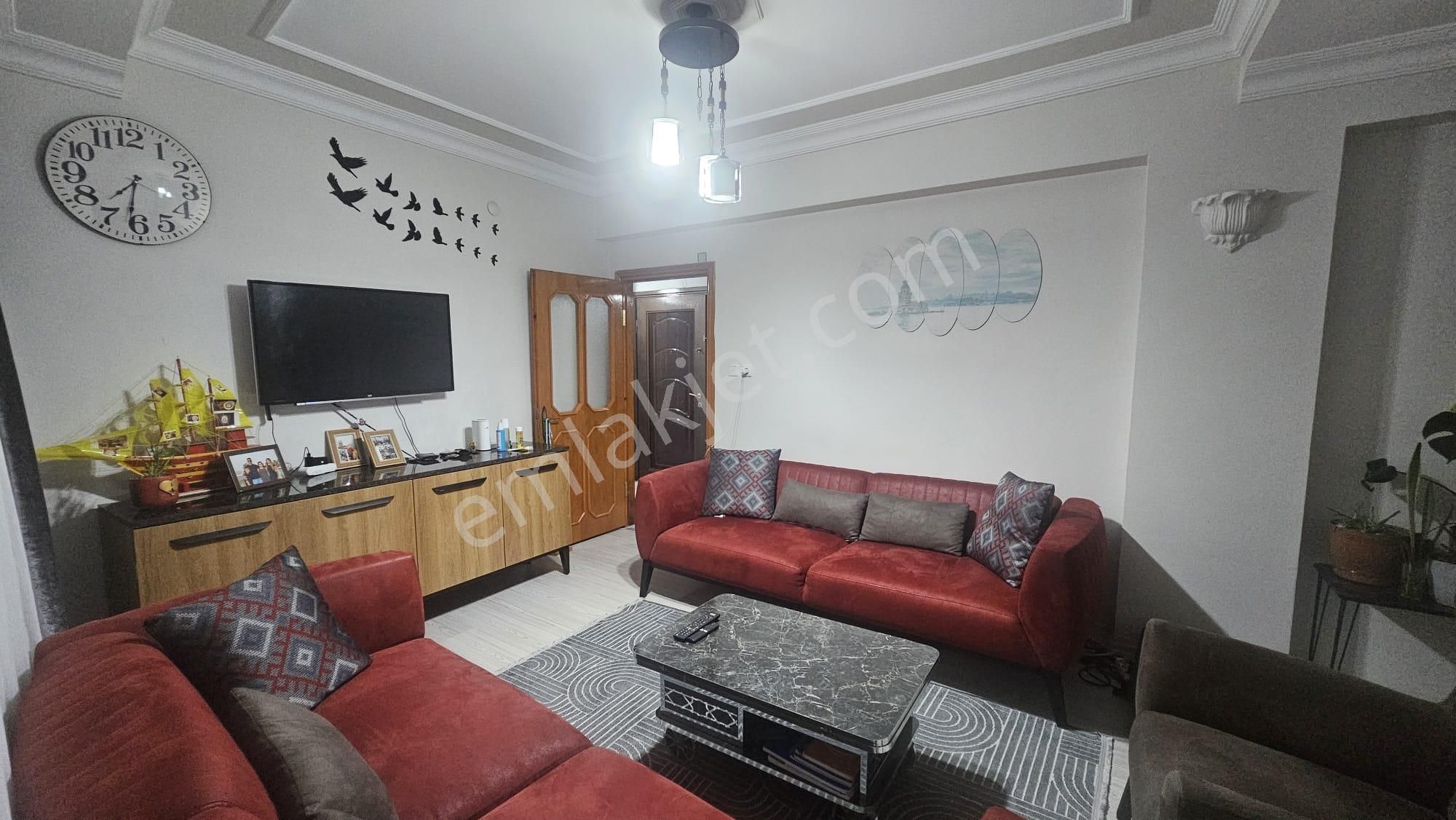 Esenler Kemer Mahallesi’nde 110 M² 2+1 Fırsat Daire - Görsel 2